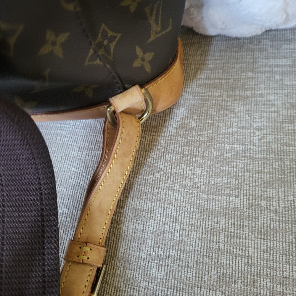Louis Vuitton Montsouris Gm Backpack Authentic...w/ COA - Picture 8 of 16